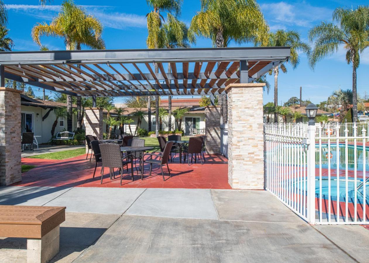 Fallbrook Country Inn Exterior foto