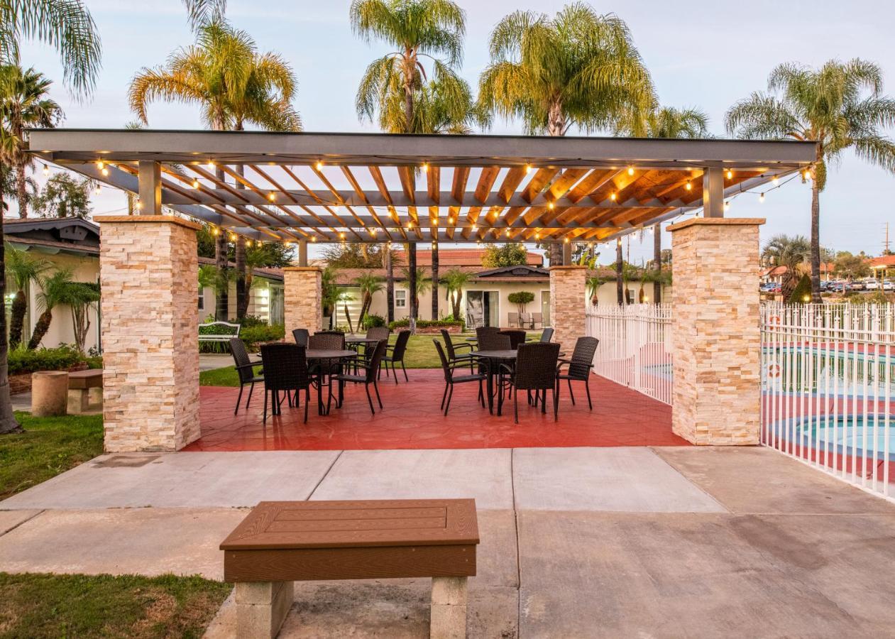 Fallbrook Country Inn Exterior foto